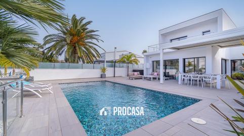 176910747369727011b1744