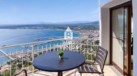 17691077746972713e16b22