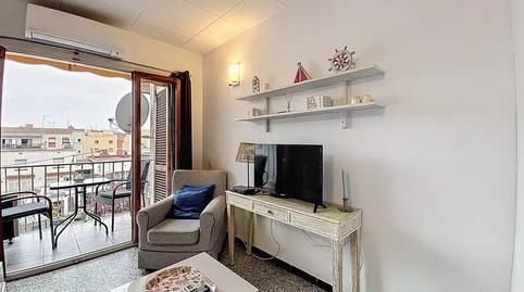 1769107956697271f474a63