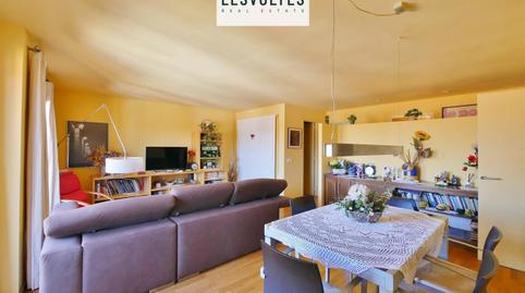 1769108005697272250b690