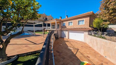 17691080946972727e85467