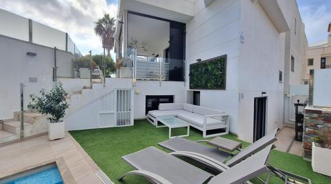 17692723696974f4317a937