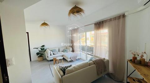 17692735606974f8d822778