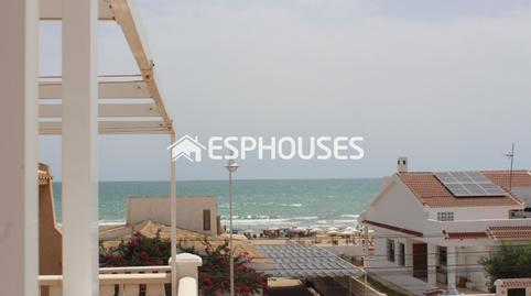 17692744996974fc83864d9