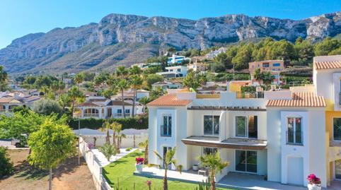 17692745296974fca1a23b1