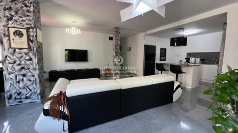 17692747766974fd9884fae