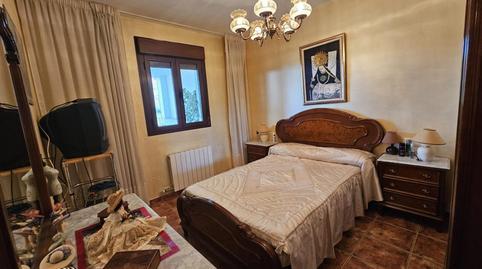 1769279650697510a25b10a