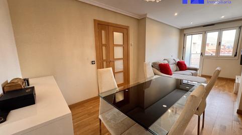 17693737746976804eb960a