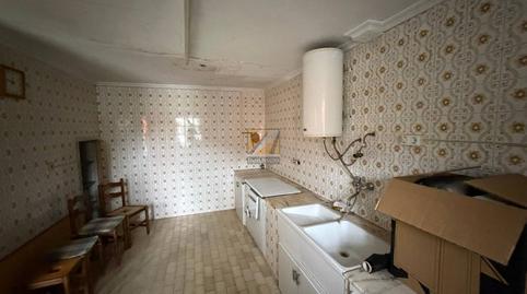 1769377975697690b7694c5