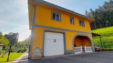 17693786626976936681833