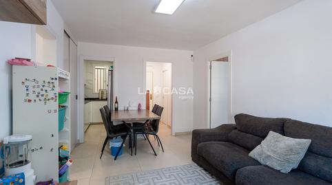 17693946936976d205f3048