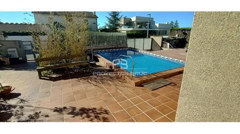 176942163469773b420a527