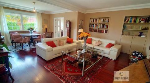 17700387856980a601c0142