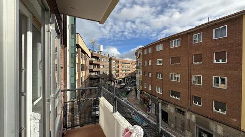 17700394306980a886e5895