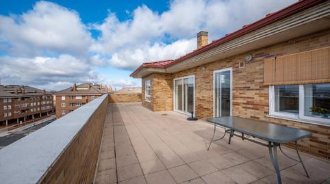 17700396886980a98861589