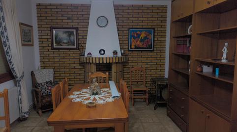 17700561786980e9f282501