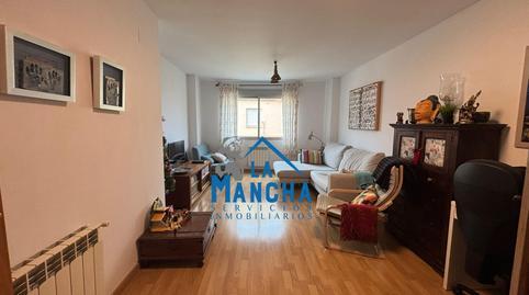 17700574636980eef79ba83