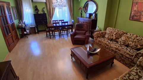 17700581756980f1bf4bd60