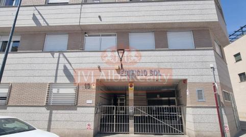 17700582356980f1fb094d2