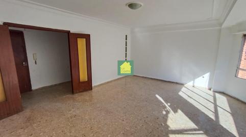 17700583686980f2805d302