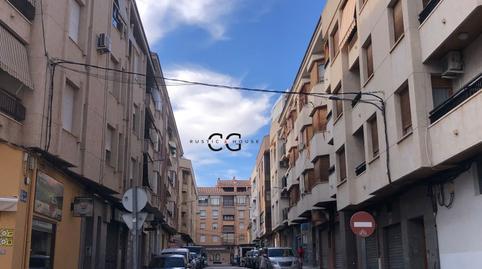 17700588436980f45b8abfb