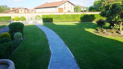 177006266369810347c823a