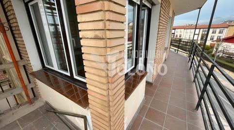 17700629386981045a08520