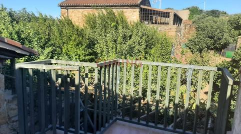 1770072233698128a996699