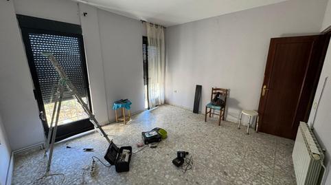 17700723686981293019e34