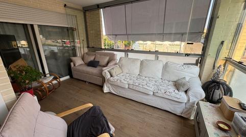 1770072435698129732426a