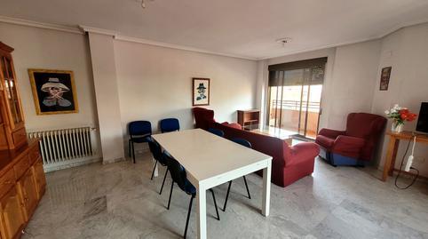 17700743836981310f03b65