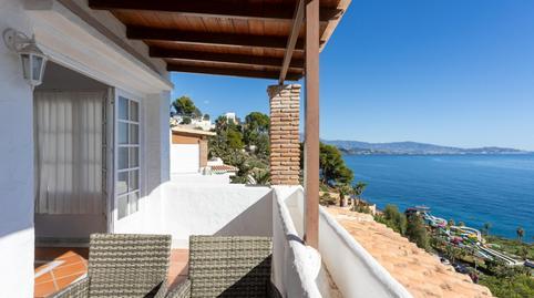 17701489266982543e65915