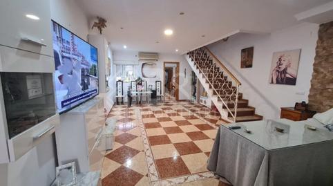 17701561256982705d49b73