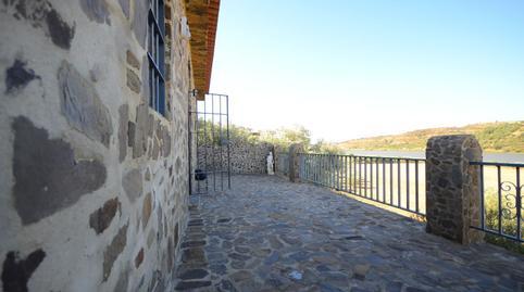 1770157537698275e1d2262