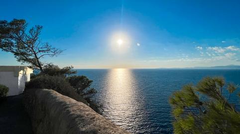 17702186226983647e45562