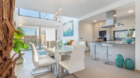 1770219508698367f4e6be4