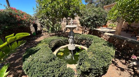 17702216996983708396186