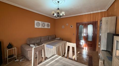 1770226808698384785d104