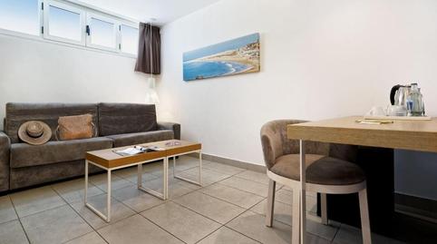 17703004556984a427d6de8