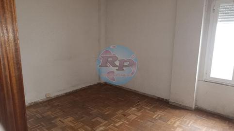 17703108956984ccef80258