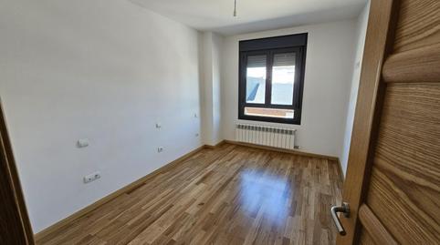 17703130446984d554e6f2a