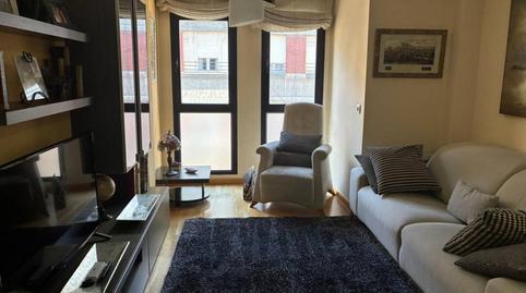 17703155136984def95b933