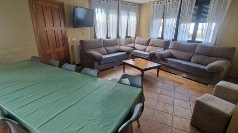 177033120469851c4421250