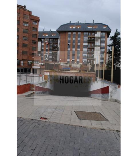 17703820466985e2de898a1