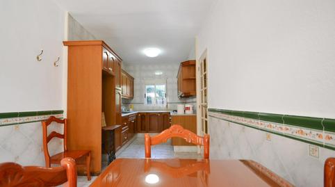 17703851426985eef60a2fa