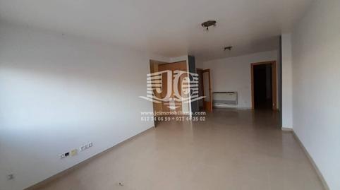 17703855766985f0a894160