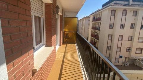 17703864426985f40aa309f