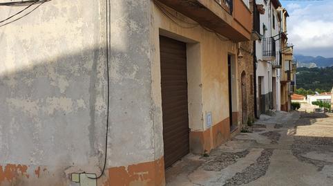 17703869616985f61189b2c