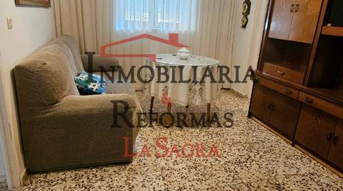 1770391975698609a78e5b0