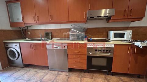 1770395399698617075660a